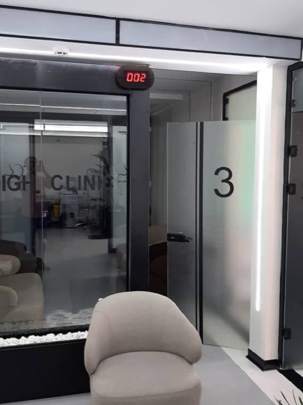 تابلو نمایشگر فراخوان اتاق عمل